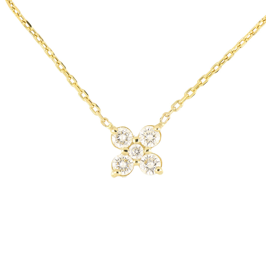 Dije Cieli de Oro Amarillo 14k con diamantes de laboratorio, colgando de una cadena fina, en toma de catálogo sobre fondo blanco.