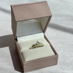 [EN-AN-GC-DL-OA-01] Elaine Anillo Goccia 0.38 cts OA 14K
