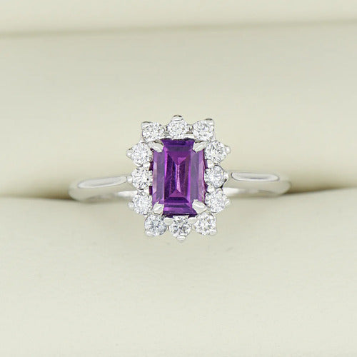 [ML-64213] Elaine Anillo Biselado corte Esmeralda 0.90 cts Amatista (Esmeralda) OB 14K