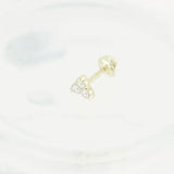 Broqueles Tré de Oro Amarillo 14k, en detalle a corta distancia, con el poste de rosca a la vista.
