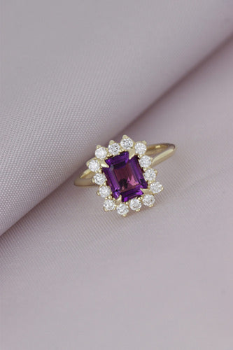 [ML-90825] Elaine Anillo Biselado de Amatista Corte Esmeralda 2.06 cts Amatista (Esmeralda) OR 14K