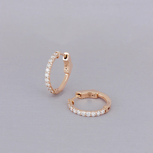 Arracadas Elaine Vault Mediana de Oro Blanco 14k con 0.90 cts de Diamantes de Laboratorio