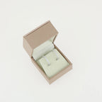 Arracadas Elaine Vault Mediana de Oro Blanco 14k con 0.90 cts de Diamantes de Laboratorio