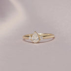 [EN-AN-GC-DL-OA-01] Elaine Anillo Goccia 0.38 cts OA 14K