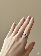[ML-64213] Elaine Anillo Biselado corte Esmeralda 0.90 cts Amatista (Esmeralda) OB 14K