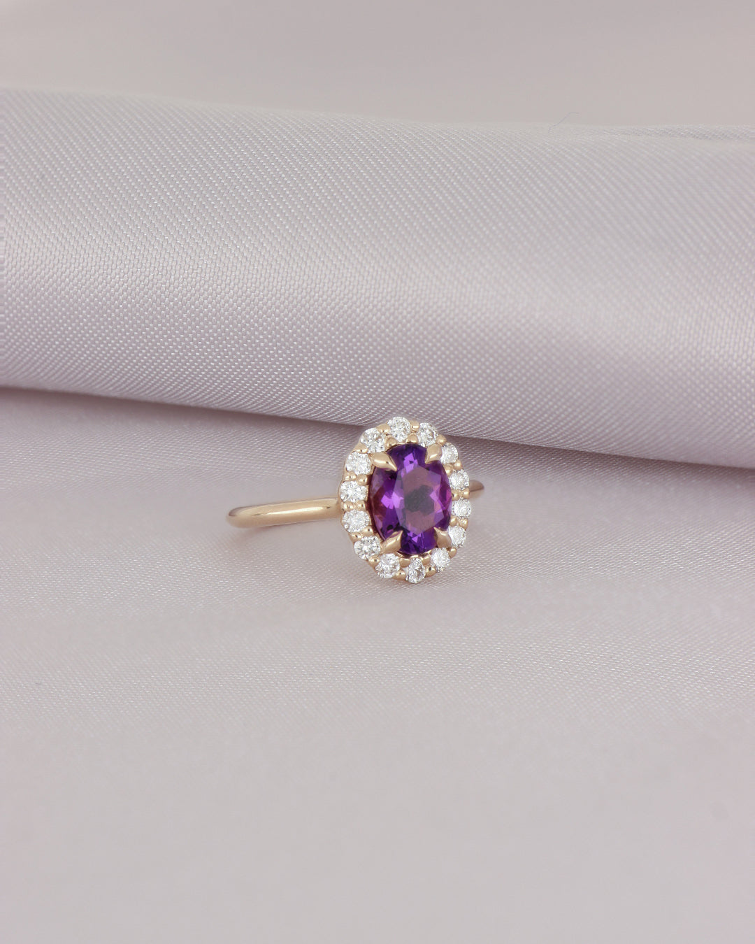 [ID 5821 OT 5699] Elaine Anillo Amatista Oval Amatista (Oval) OR 14K