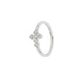 Anillo Selene de Oro Blanco 14k con diamantes de laboratorio, en toma de catálogo sobre fondo blanco.