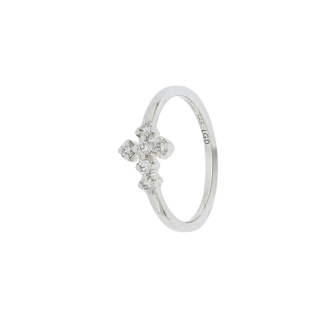 Anillo Selene de Oro Blanco 14k con diamantes de laboratorio, en toma de catálogo sobre fondo blanco.