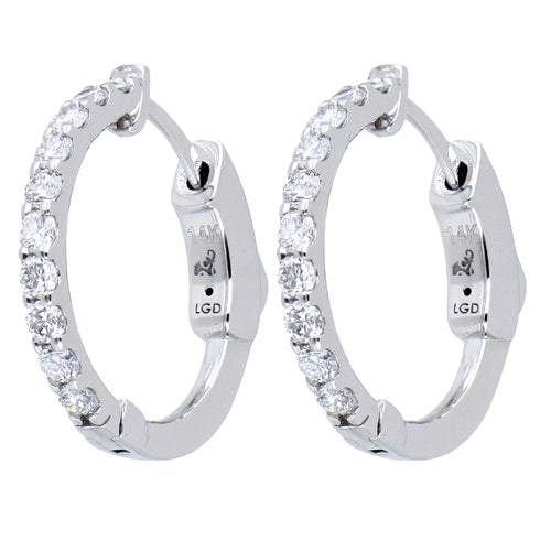 Arracadas Elaine Vault Mediana de Oro Blanco 14k con 0.90 cts de Diamantes de Laboratorio, foto de estudio del muestrario